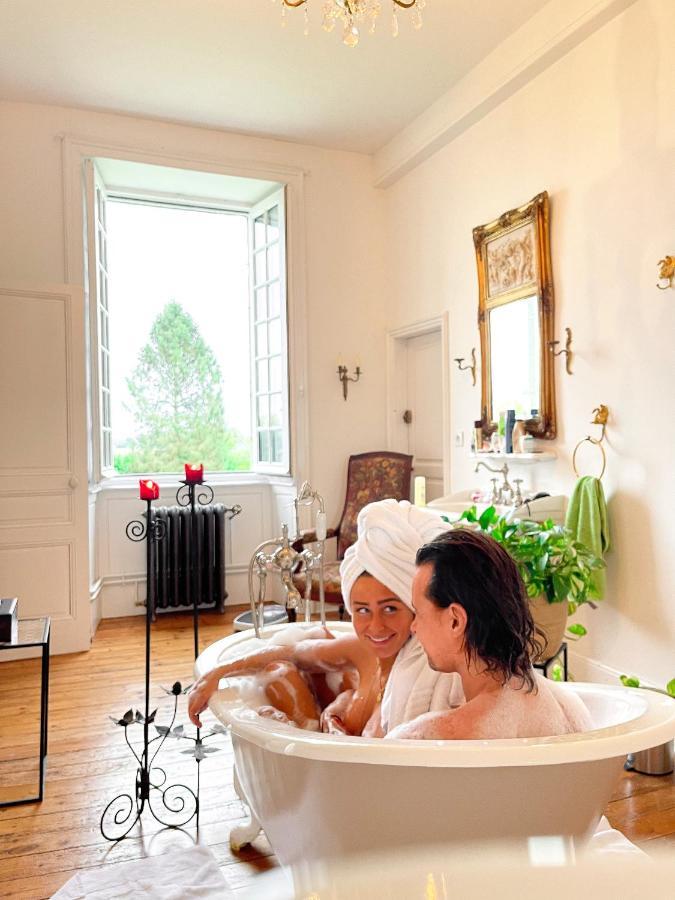 Chateau Isigny, Ideal Pour Les Familles Avec Enfants Et Les Animaux De Compagnie, Situe A Proximite Du Mont Saint-Michel 외부 사진