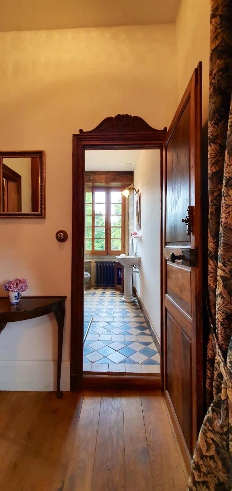 Chateau Isigny, Ideal Pour Les Familles Avec Enfants Et Les Animaux De Compagnie, Situe A Proximite Du Mont Saint-Michel 외부 사진