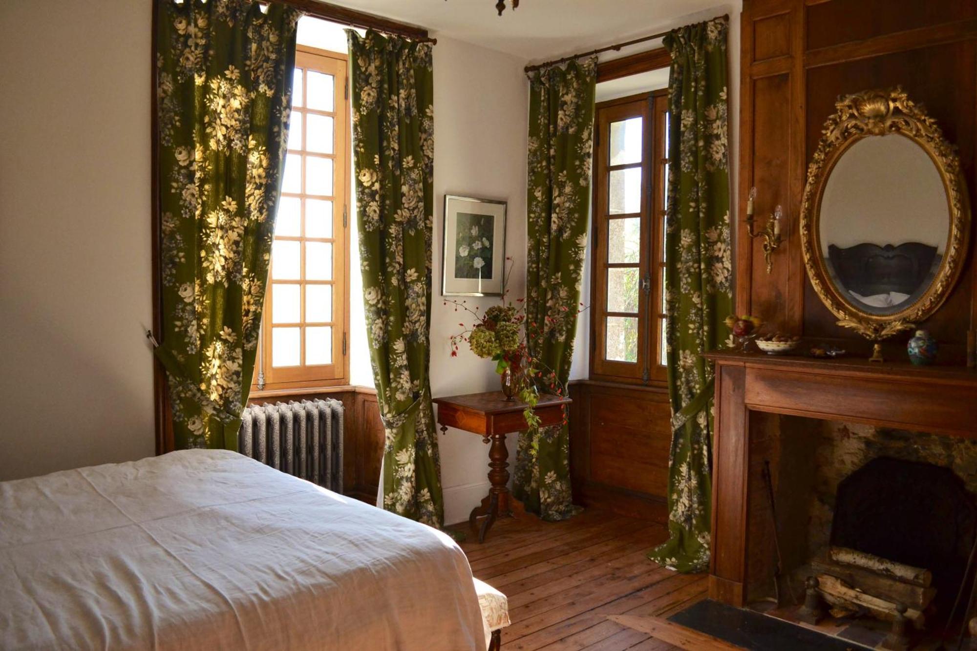 Chateau Isigny, Ideal Pour Les Familles Avec Enfants Et Les Animaux De Compagnie, Situe A Proximite Du Mont Saint-Michel 외부 사진